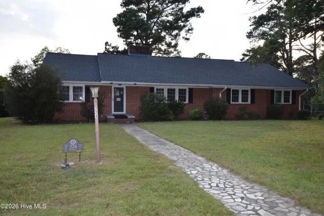 224 Mccrae Street, Grifton, NC 28530
