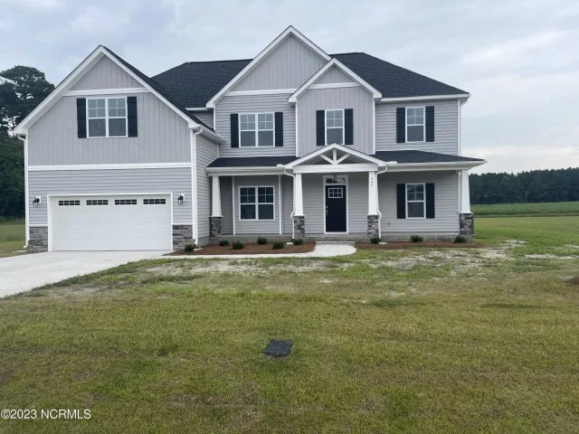 297 Shortleaf Drive, Grimesland, NC 27837