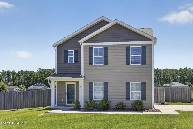 10 Evian Court, Hampstead, NC 28443