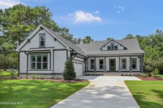 105 Tradewinds Drive, Hampstead, NC 28443