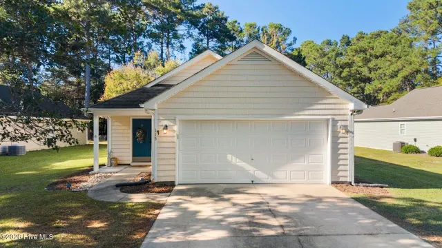 115 Red Bird Lane, Hampstead, NC 28443