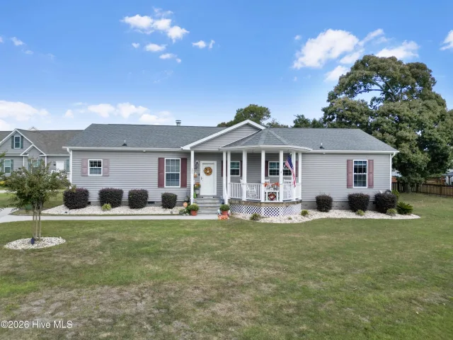 101 Camelot Drive, Holly Ridge, NC 28445