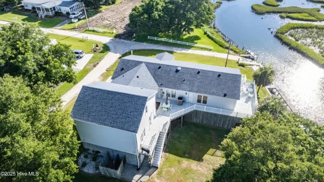 101 Hamilton Lane, Hubert, NC 28539