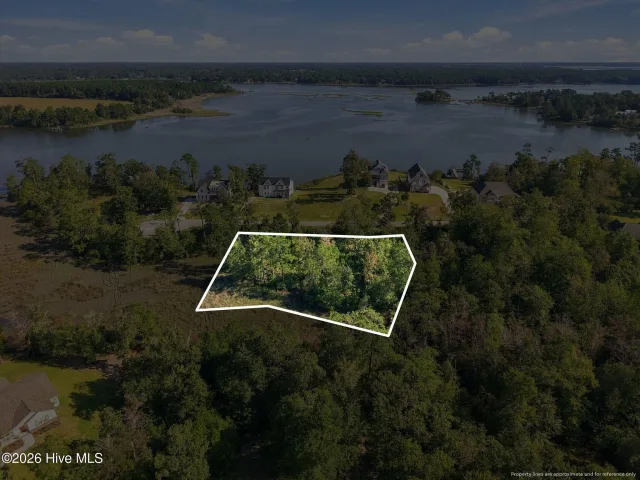20 20 Summer Rest Trail, Hubert, NC 28539