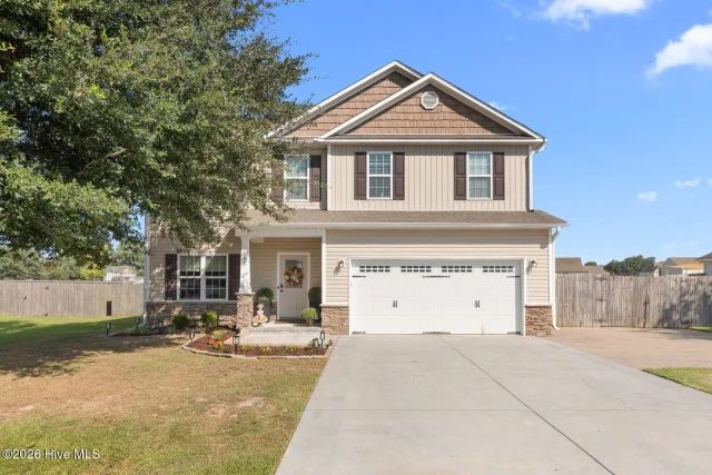 105 Cypress Manor Court, Jacksonville, NC 28540