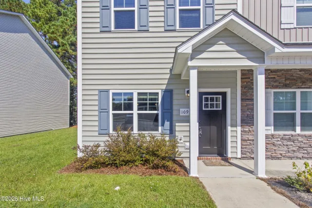 109 Jaydn Drive E, Jacksonville, NC 28546