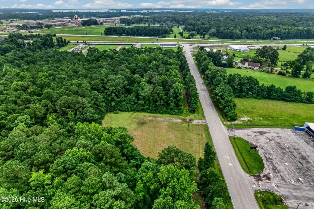 144 Blue Creek School Road, Jacksonville, NC 28540