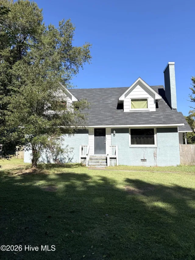 2200 Indian Drive, Jacksonville, NC 28546
