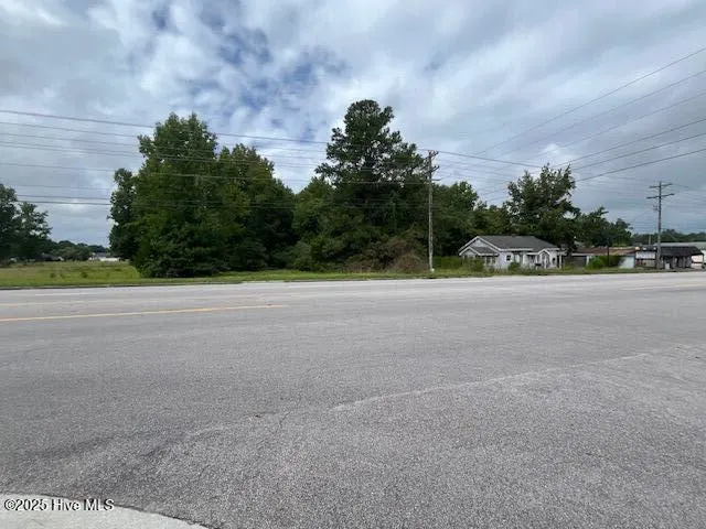 4275 Gum Branch Road, Jacksonville, NC 28540