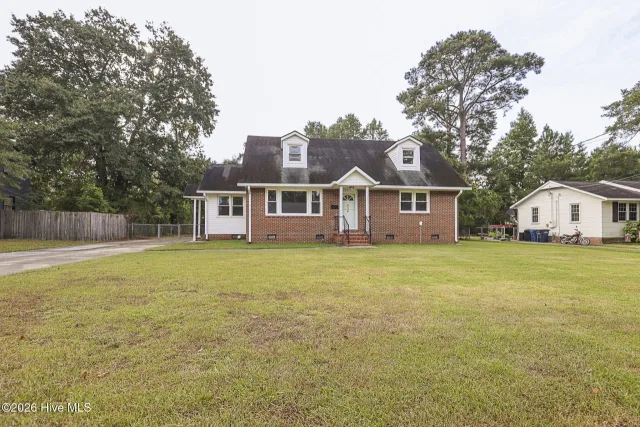 804 Gardenview Drive, Jacksonville, NC 28540