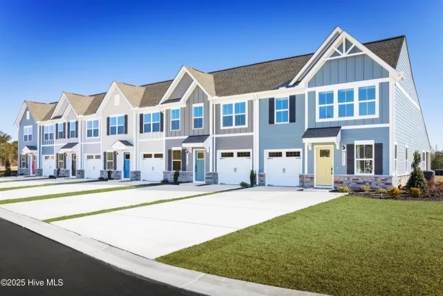 3225 Edgehill Drive, Navassa, NC 28451