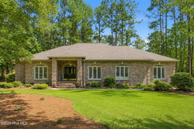 101 Oak Hill Lane, New Bern, NC 28562