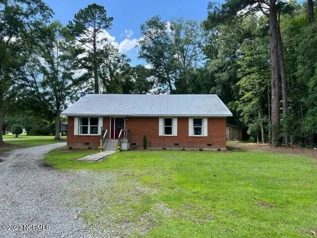 210 N First Avenue, New Bern, NC 28560