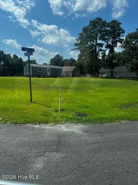 2407 Hartford Avenue, New Bern, NC 28562