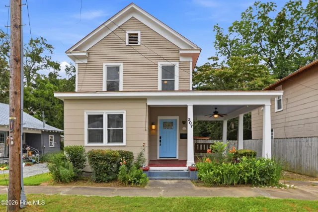 307 Avenue B, New Bern, NC 28560