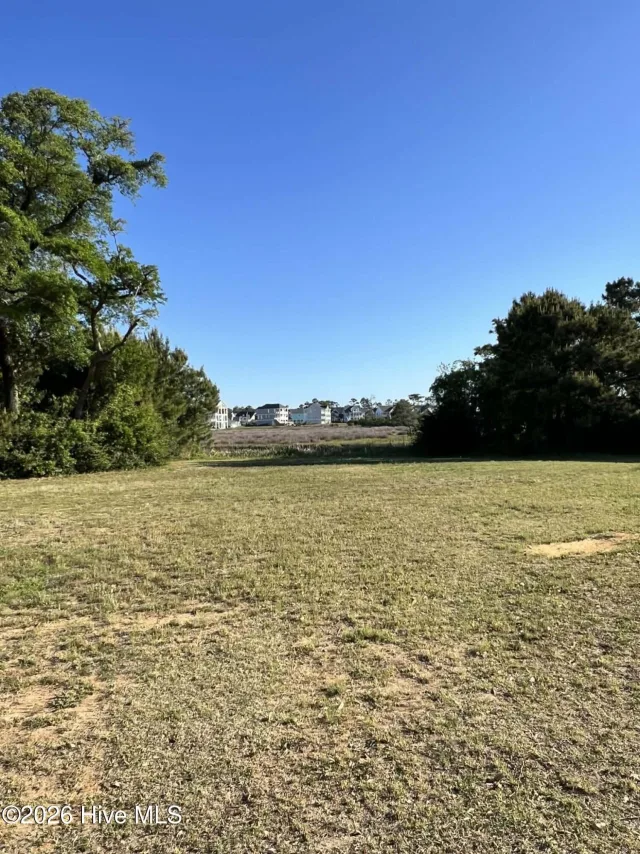 659 420 Cannonsgate Drive, Newport, NC 28570