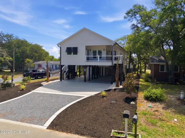 112 NE 65th Street, Oak Island, NC 28465