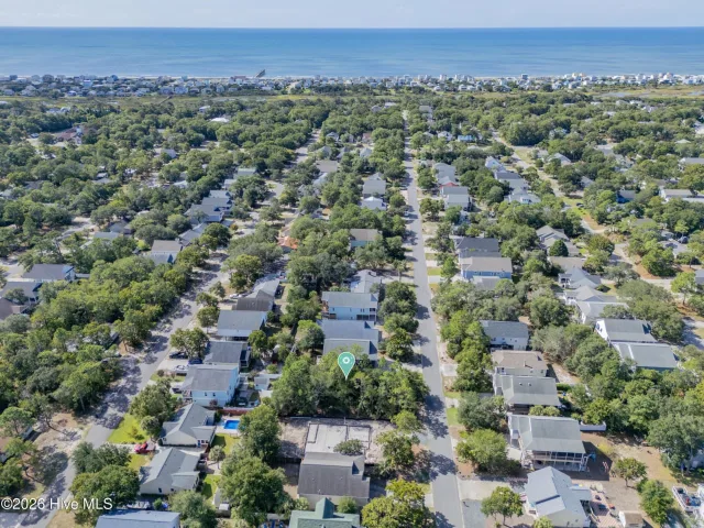 136 NE 12th Street, Oak Island, NC 28465