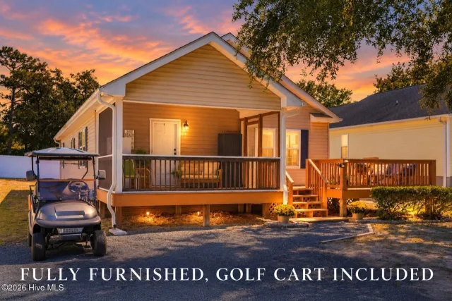166 NE 5th Street, Oak Island, NC 28465