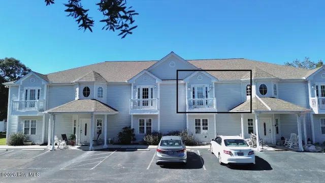414 Mcglamery Street Apt 15, Oak Island, NC 28465
