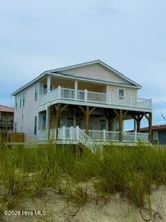5527 E Beach Drive, Oak Island, NC 28465