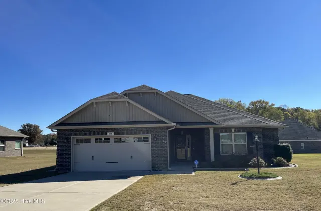 208 S Merganser Drive, Pikeville, NC 27863