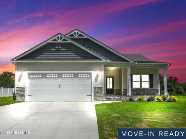 415 Creeks Edge Drive, Pikeville, NC 27863