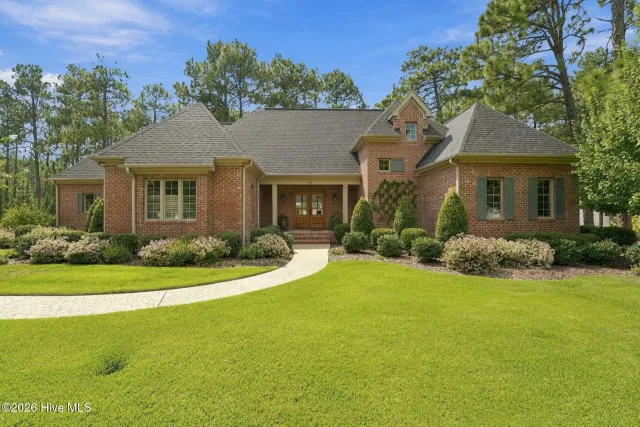 114 Chanticleer Drive, Pinehurst, NC 28374