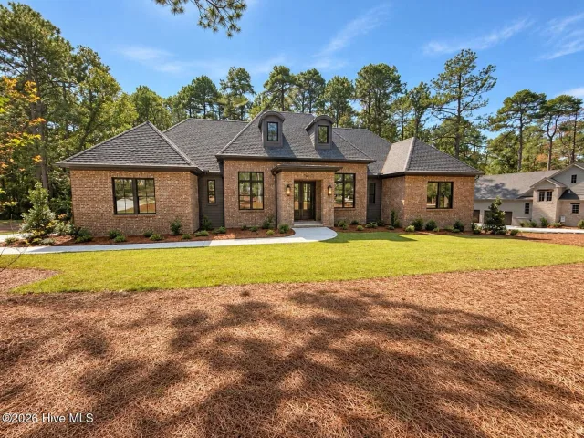12 Chestertown Drive, Pinehurst, NC 28374