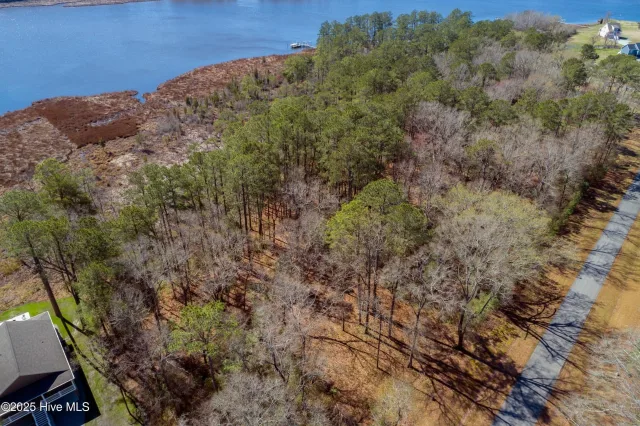75 75 Winfield Lane, Pinetown, NC 27865