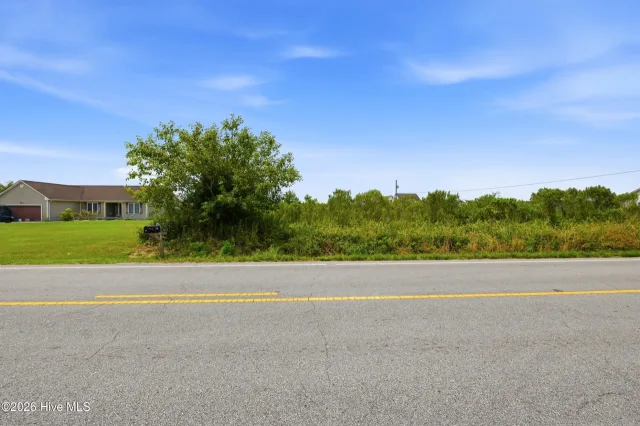 231 7 Gregory Fork Road, Richlands, NC 28574