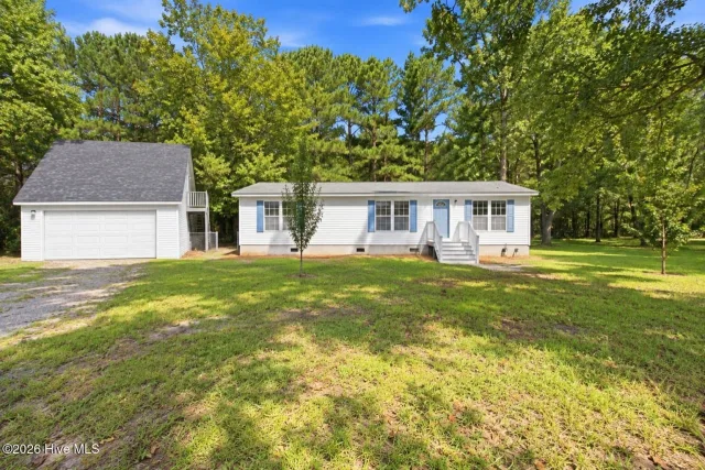 38 Thompson Court, Rocky Point, NC 28457