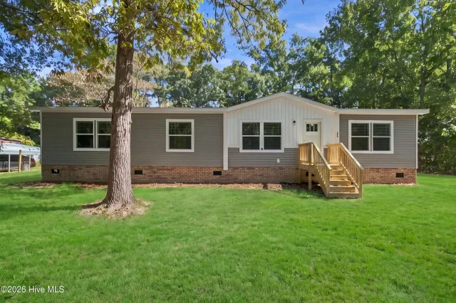 520 Lanier Avenue, Rocky Point, NC 28457