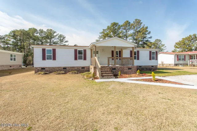 423 Gray Drive SW, Shallotte, NC 28470