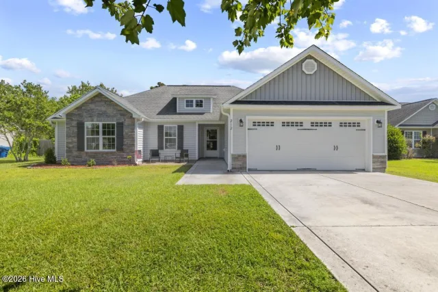 212 Marsh Haven Drive, Sneads Ferry, NC 28460