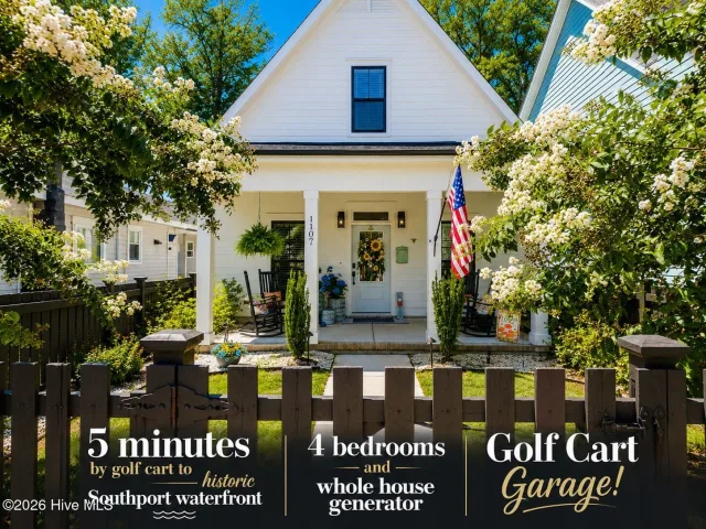1107 N Caswell Avenue, Southport, NC 28461