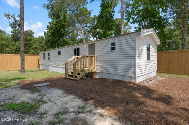 658 Westwind Drive SW, Supply, NC 28462