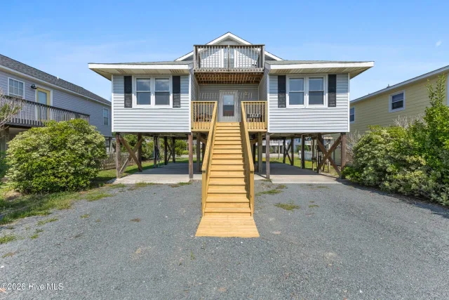 1513 Easy Street, Surf City, NC 28445