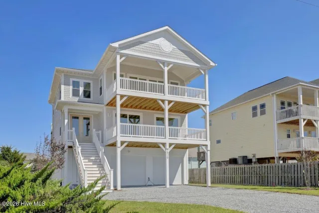 1919 N New River Drive, Surf City, NC 28445