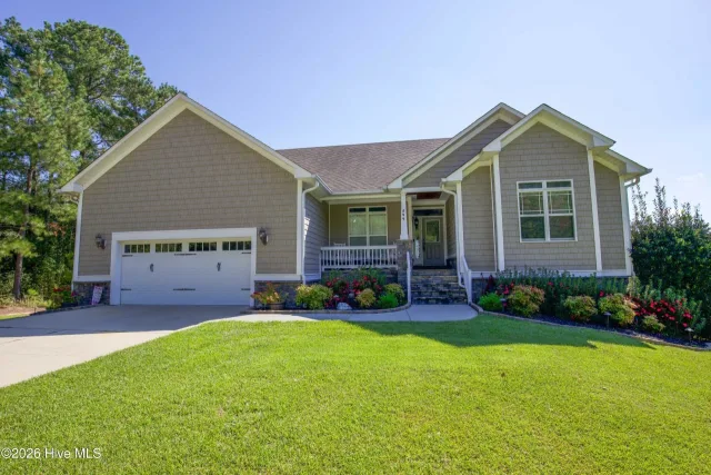 899 Seagull Drive, Vass, NC 28394