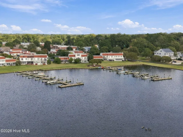 106 Washington Harbor, Washington, NC 27889