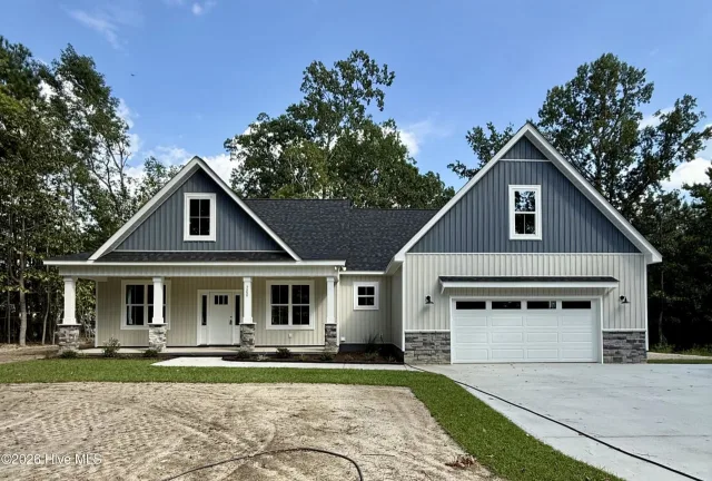 200 S Dimock Road, Washington, NC 27889