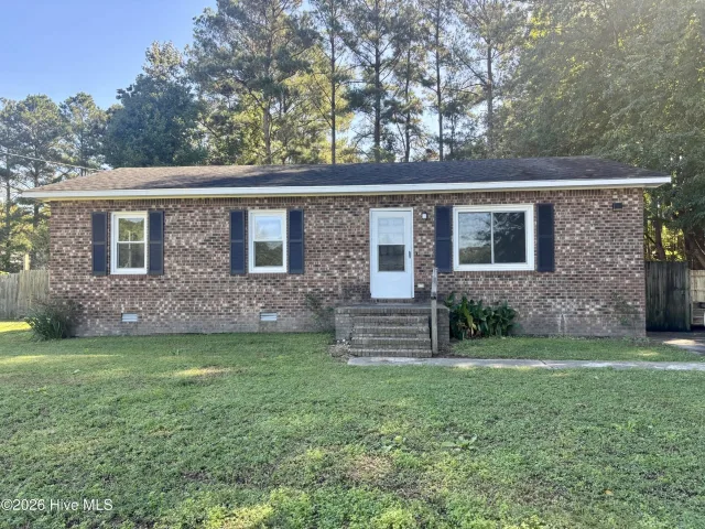 6972 Market St Ex Ext, Washington, NC 27889