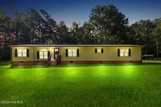 206 Tierra Lane, West End, NC 27376