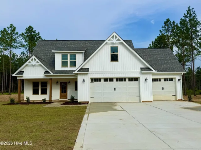 215 Whispering Ridge, West End, NC 27376