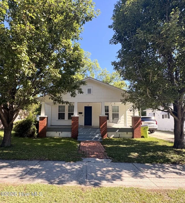109 E Calhoun Street, Whiteville, NC 28472