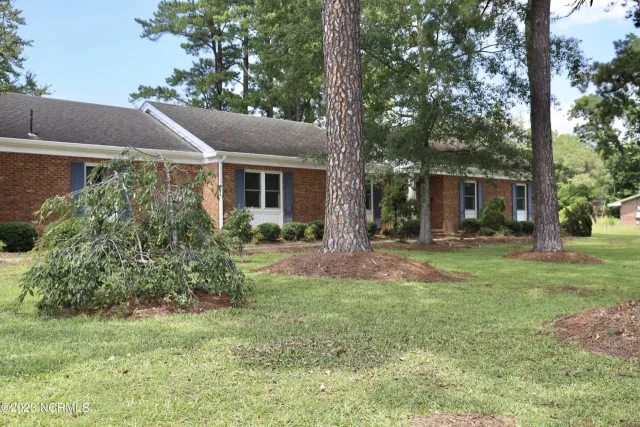 266 W Frink Street, Whiteville, NC 28472