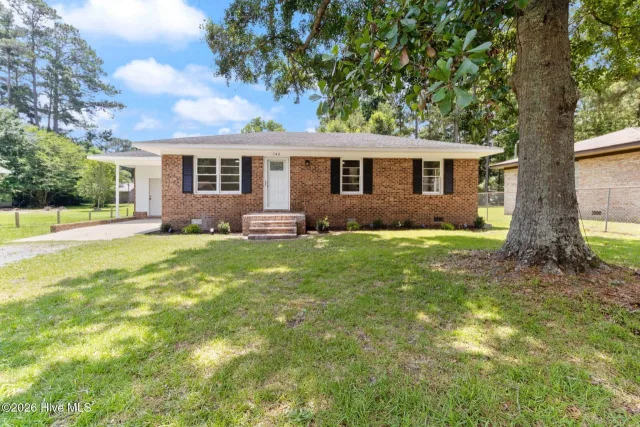 745 W Burkhead Street, Whiteville, NC 28472