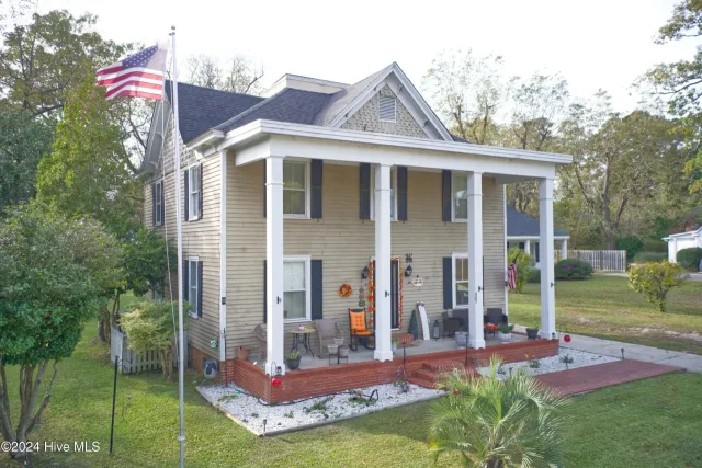 907 Smyrna Drive, Whiteville, NC 28472