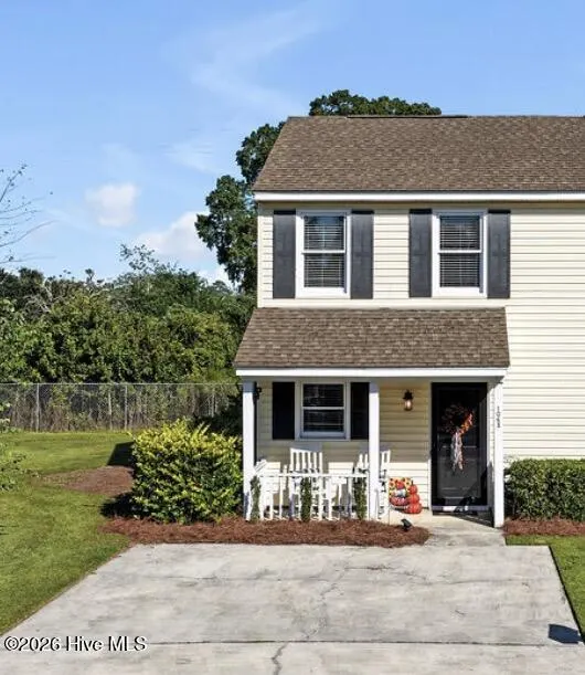 106 Lullwater Drive Unit B, Wilmington, NC 28403